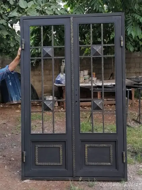 Welder in Batumi